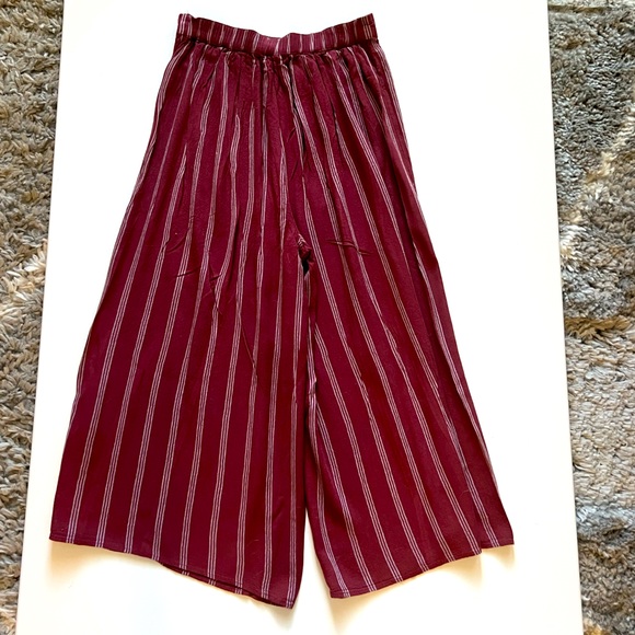 🟥SOLD🟥 - Picture 2 of 4